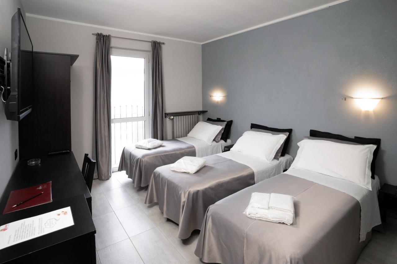 J Hotel Orbassano Luaran gambar