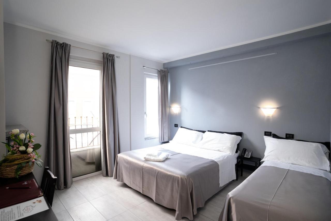 J Hotel Orbassano Luaran gambar