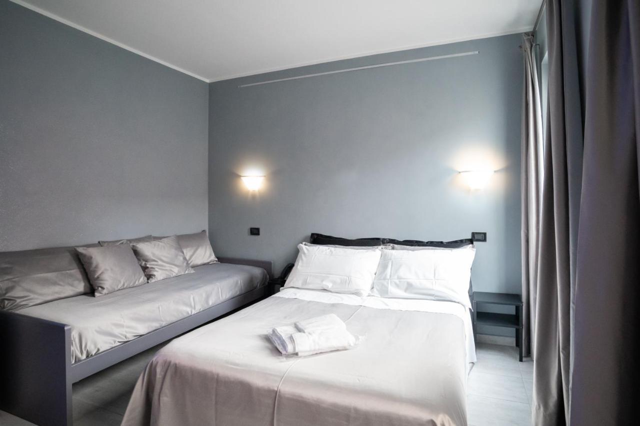J Hotel Orbassano Luaran gambar